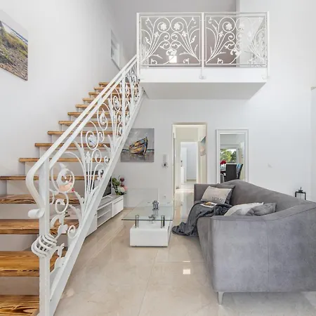 Holiday Shaulatwins I Holiday home Sibenik